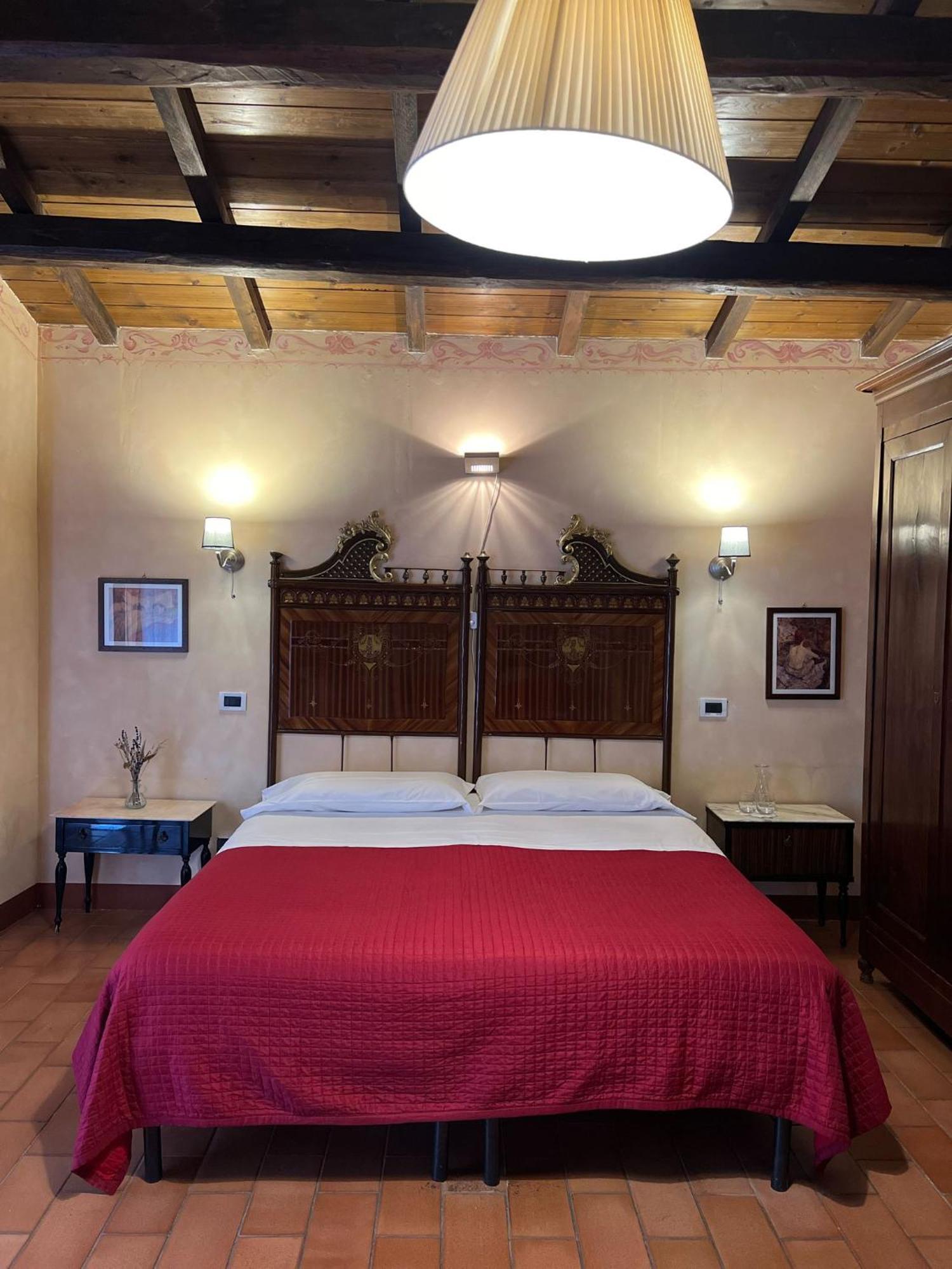 Locanda Sul Lago ซานโตสเตฟาโน ดิ เซสซานีโอ ภายนอก รูปภาพ