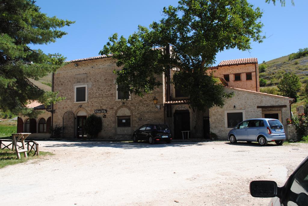 Locanda Sul Lago ซานโตสเตฟาโน ดิ เซสซานีโอ ภายนอก รูปภาพ